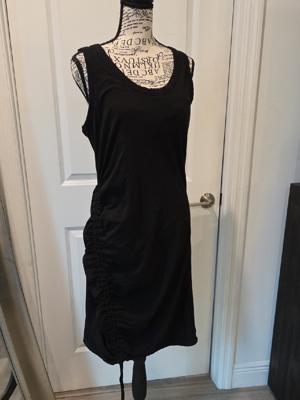 Kendall & Kylie Black Sleeveless Midi Dress with Side Ruching Size L!